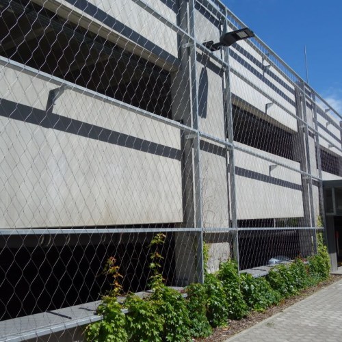 Lankové siete pre zelené fasády - Parkovací dom Eger Maďarsko