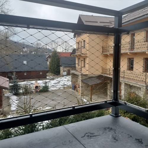 Výplne zábradlí lankovou sieťou - Rodinný dom Orava